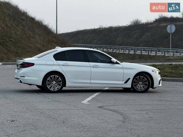 Белый БМВ 5 Серия, объемом двигателя 2 л и пробегом 155 тыс. км за 30499 $, фото 13 на Automoto.ua