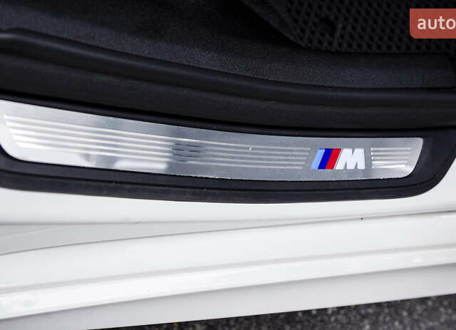 Белый БМВ 5 Серия, объемом двигателя 3 л и пробегом 101 тыс. км за 36500 $, фото 24 на Automoto.ua