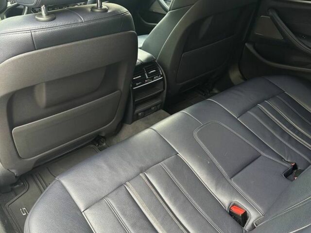 Белый БМВ 5 Серия, объемом двигателя 2 л и пробегом 85 тыс. км за 24500 $, фото 13 на Automoto.ua