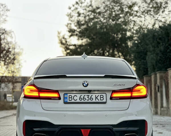 Белый БМВ 5 Серия, объемом двигателя 3 л и пробегом 204 тыс. км за 27500 $, фото 17 на Automoto.ua