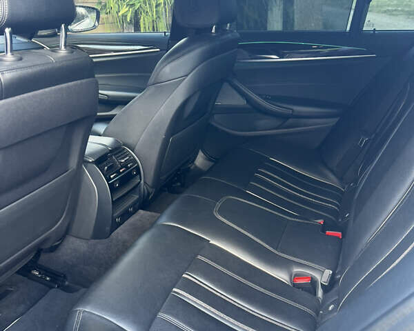 Білий БМВ 5 Серія, об'ємом двигуна 3 л та пробігом 73 тис. км за 37999 $, фото 24 на Automoto.ua