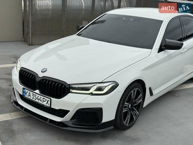 Белый БМВ 5 Серия, объемом двигателя 2 л и пробегом 229 тыс. км за 30000 $, фото 18 на Automoto.ua