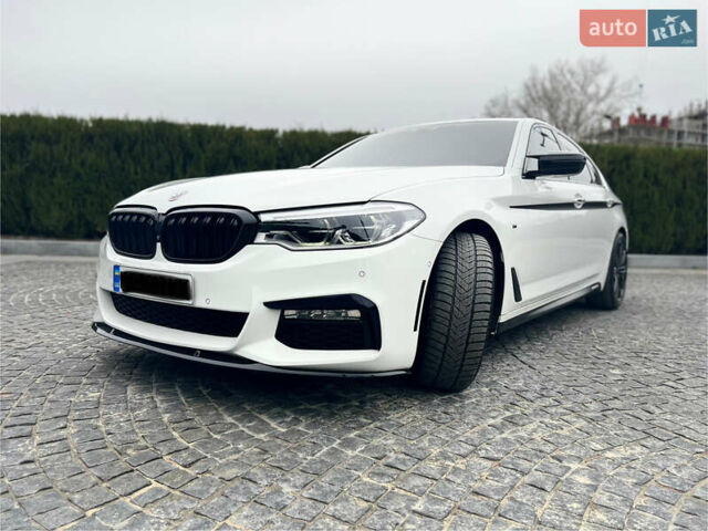 Білий БМВ 5 Серія, об'ємом двигуна 3 л та пробігом 73 тис. км за 37999 $, фото 32 на Automoto.ua
