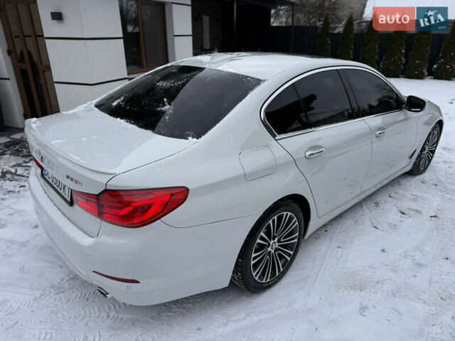Білий БМВ 5 Серія, об'ємом двигуна 2 л та пробігом 215 тис. км за 22950 $, фото 18 на Automoto.ua