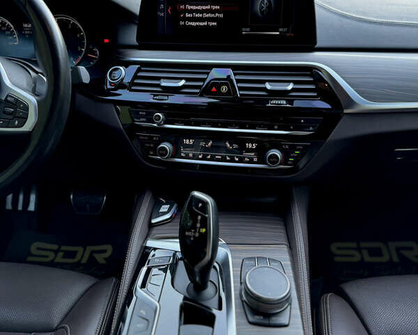 Белый БМВ 5 Серия, объемом двигателя 2 л и пробегом 159 тыс. км за 35000 $, фото 14 на Automoto.ua