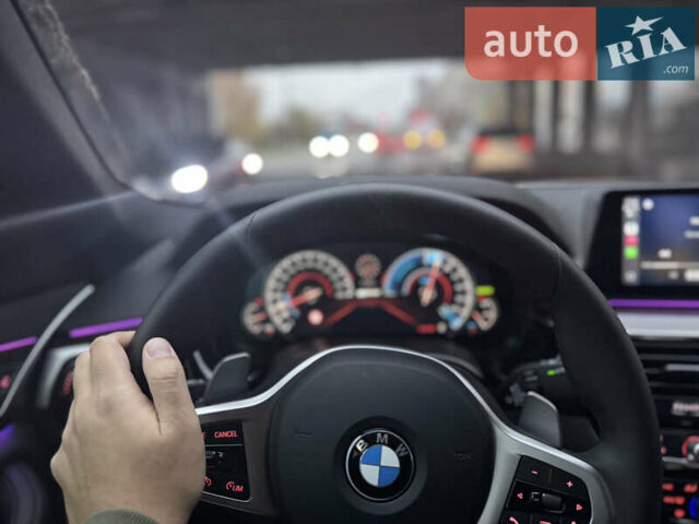 Белый БМВ 5 Серия, объемом двигателя 2 л и пробегом 86 тыс. км за 32000 $, фото 26 на Automoto.ua