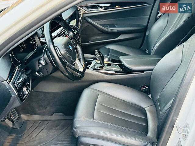 Белый БМВ 5 Серия, объемом двигателя 2 л и пробегом 220 тыс. км за 25800 $, фото 27 на Automoto.ua