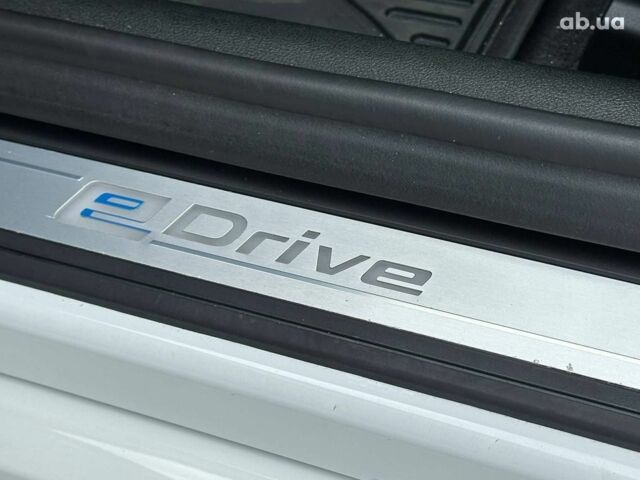 Белый БМВ 5 Серия, объемом двигателя 2 л и пробегом 117 тыс. км за 26690 $, фото 21 на Automoto.ua