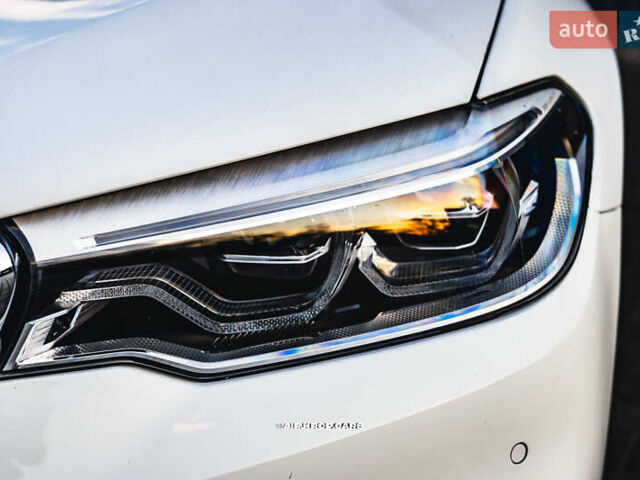 Белый БМВ 5 Серия, объемом двигателя 2 л и пробегом 175 тыс. км за 30000 $, фото 31 на Automoto.ua