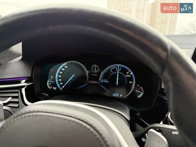 Белый БМВ 5 Серия, объемом двигателя 2 л и пробегом 229 тыс. км за 30000 $, фото 49 на Automoto.ua