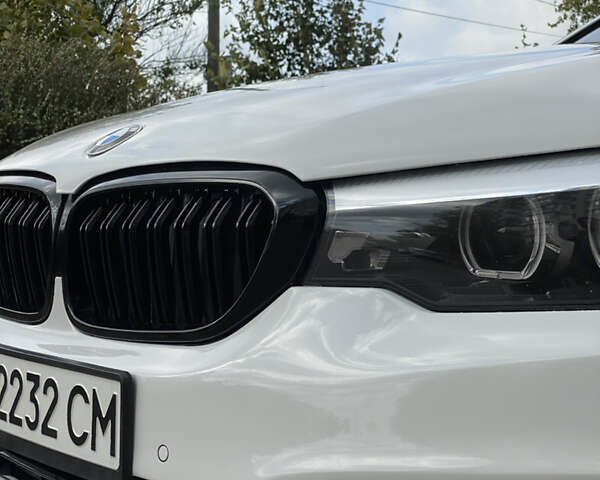 Белый БМВ 5 Серия, объемом двигателя 2 л и пробегом 89 тыс. км за 29500 $, фото 4 на Automoto.ua