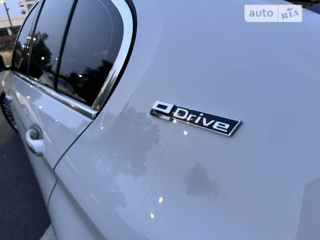 Белый БМВ 5 Серия, объемом двигателя 2 л и пробегом 86 тыс. км за 32000 $, фото 29 на Automoto.ua