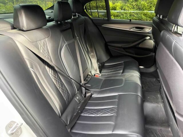 Белый БМВ 5 Серия, объемом двигателя 4.4 л и пробегом 43 тыс. км за 24200 $, фото 12 на Automoto.ua