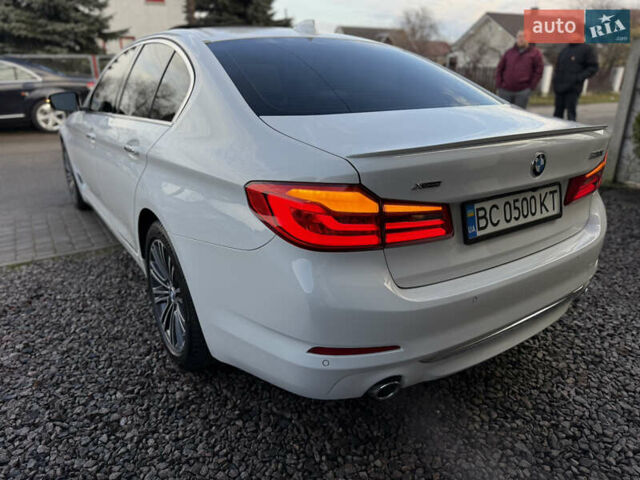 Белый БМВ 5 Серия, объемом двигателя 2 л и пробегом 215 тыс. км за 22950 $, фото 22 на Automoto.ua