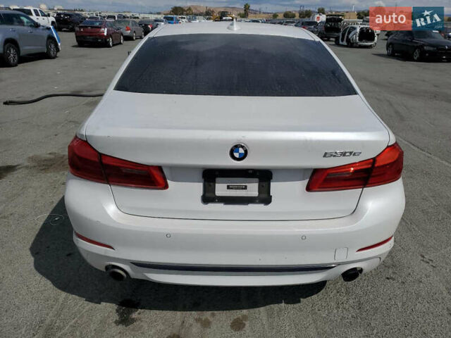 Белый БМВ 5 Серия, объемом двигателя 2 л и пробегом 172 тыс. км за 24999 $, фото 5 на Automoto.ua