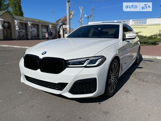 Белый БМВ 5 Серия, объемом двигателя 3 л и пробегом 35 тыс. км за 38000 $, фото 6 на Automoto.ua