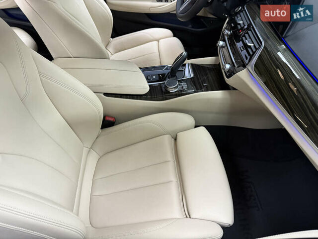 Білий БМВ 5 Серія, об'ємом двигуна 2 л та пробігом 74 тис. км за 29900 $, фото 23 на Automoto.ua