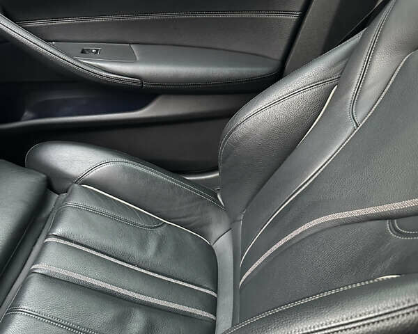 Білий БМВ 5 Серія, об'ємом двигуна 2 л та пробігом 148 тис. км за 25000 $, фото 13 на Automoto.ua