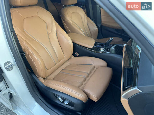 Белый БМВ 5 Серия, объемом двигателя 2 л и пробегом 108 тыс. км за 29500 $, фото 20 на Automoto.ua