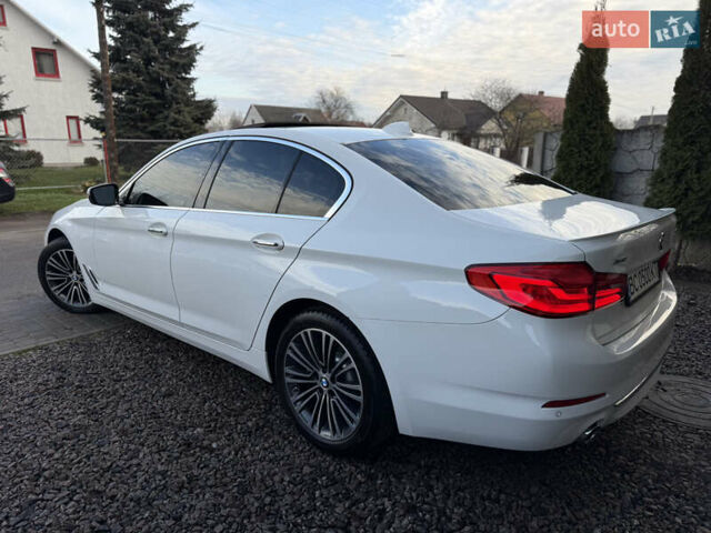 Белый БМВ 5 Серия, объемом двигателя 2 л и пробегом 215 тыс. км за 22950 $, фото 3 на Automoto.ua