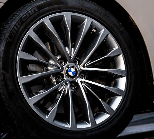 Белый БМВ 5 Серия, объемом двигателя 2 л и пробегом 175 тыс. км за 30000 $, фото 16 на Automoto.ua