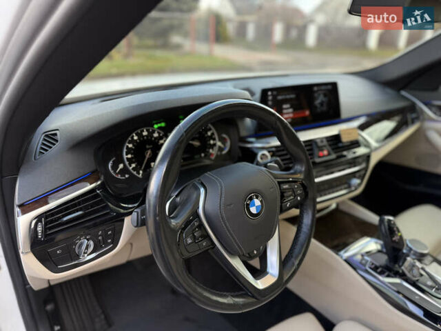 Білий БМВ 5 Серія, об'ємом двигуна 2 л та пробігом 215 тис. км за 22950 $, фото 34 на Automoto.ua
