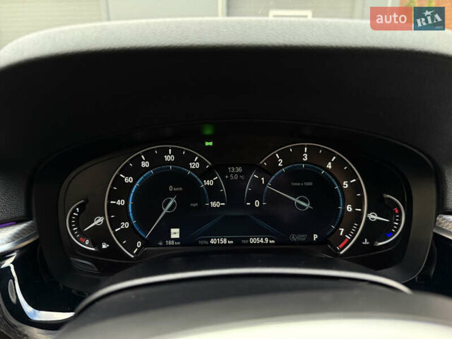 Білий БМВ 5 Серія, об'ємом двигуна 3 л та пробігом 39 тис. км за 38500 $, фото 27 на Automoto.ua