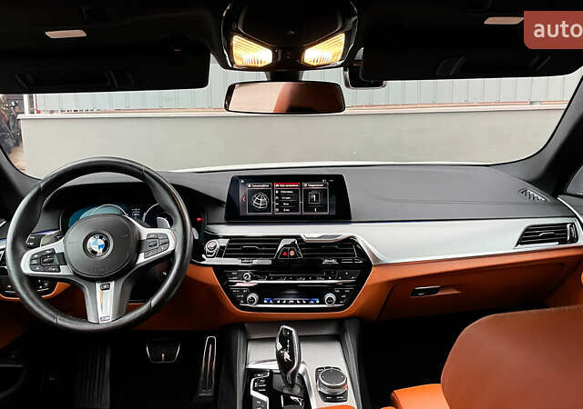 Білий БМВ 5 Серія, об'ємом двигуна 3 л та пробігом 88 тис. км за 60000 $, фото 7 на Automoto.ua