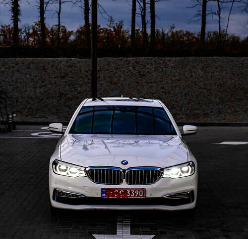 Белый БМВ 5 Серия, объемом двигателя 2 л и пробегом 175 тыс. км за 30000 $, фото 8 на Automoto.ua