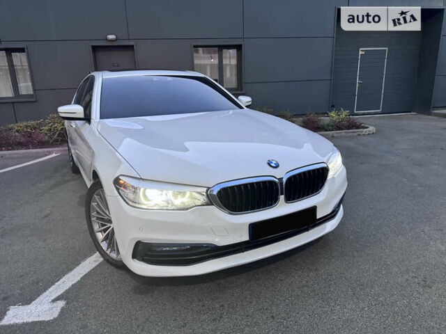 Белый БМВ 5 Серия, объемом двигателя 2 л и пробегом 86 тыс. км за 32000 $, фото 27 на Automoto.ua