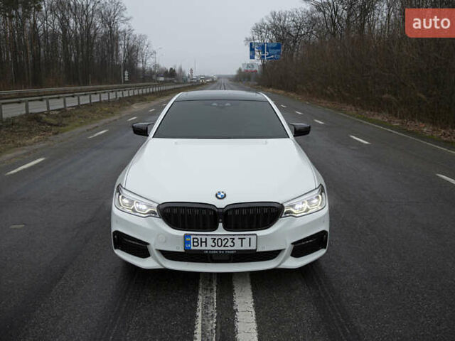Белый БМВ 5 Серия, объемом двигателя 3 л и пробегом 101 тыс. км за 36500 $, фото 3 на Automoto.ua