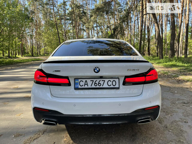 Белый БМВ 5 Серия, объемом двигателя 3 л и пробегом 35 тыс. км за 38000 $, фото 32 на Automoto.ua