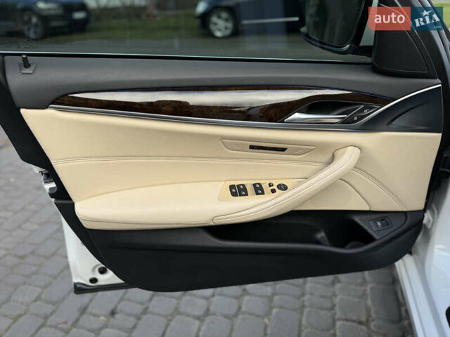 Білий БМВ 5 Серія, об'ємом двигуна 2 л та пробігом 215 тис. км за 22950 $, фото 29 на Automoto.ua
