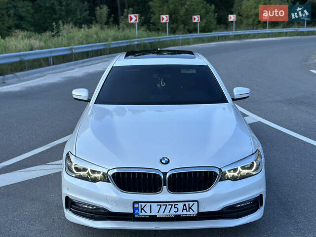 Белый БМВ 5 Серия, объемом двигателя 2 л и пробегом 108 тыс. км за 29500 $, фото 5 на Automoto.ua
