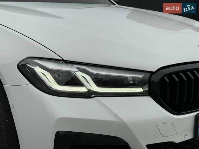 Белый БМВ 5 Серия, объемом двигателя 2 л и пробегом 229 тыс. км за 30000 $, фото 30 на Automoto.ua