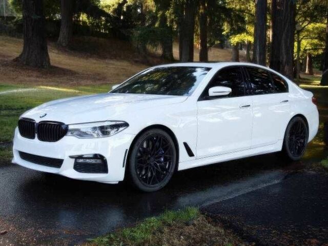 БМВ 5 Серия 2018 в Ровно на Automoto.ua Белый БМВ 5 Серия, объемом двигателя 3 л и пробегом 78 тыс. км за 21000 $, фото 3 на Automoto.ua