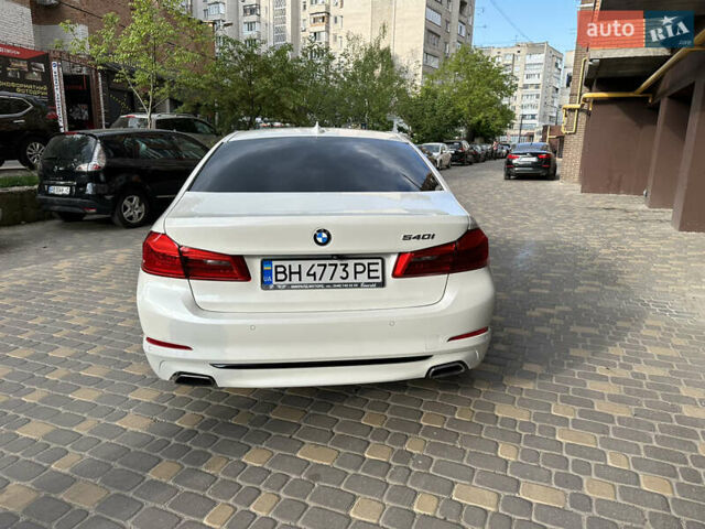 Белый БМВ 5 Серия, объемом двигателя 3 л и пробегом 91 тыс. км за 35900 $, фото 6 на Automoto.ua
