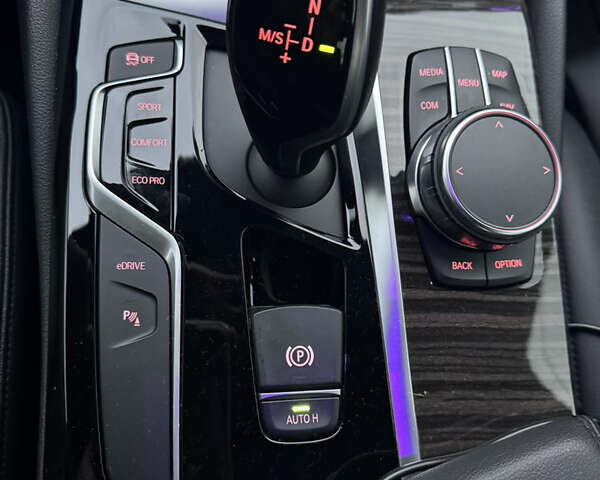 Белый БМВ 5 Серия, объемом двигателя 2 л и пробегом 86 тыс. км за 32000 $, фото 23 на Automoto.ua