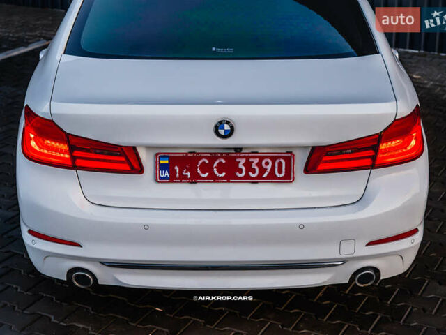 Белый БМВ 5 Серия, объемом двигателя 2 л и пробегом 175 тыс. км за 30000 $, фото 4 на Automoto.ua