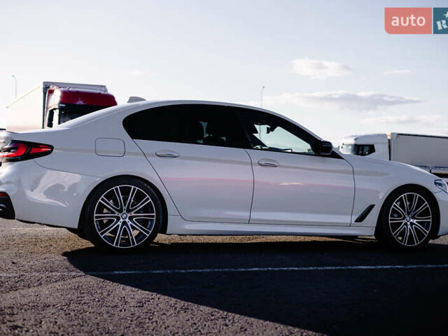 Белый БМВ 5 Серия, объемом двигателя 4.39 л и пробегом 103 тыс. км за 36000 $, фото 4 на Automoto.ua