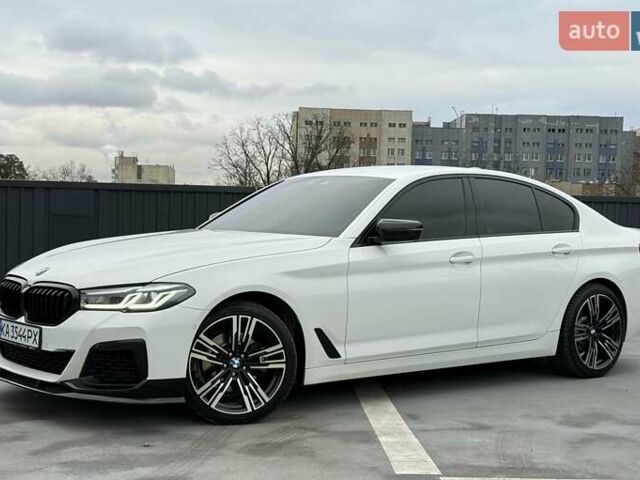 Белый БМВ 5 Серия, объемом двигателя 2 л и пробегом 229 тыс. км за 30000 $, фото 10 на Automoto.ua