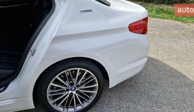 Белый БМВ 5 Серия, объемом двигателя 2 л и пробегом 168 тыс. км за 25100 $, фото 73 на Automoto.ua