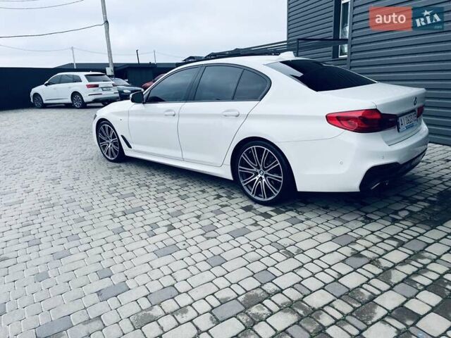 Білий БМВ 5 Серія, об'ємом двигуна 2.99 л та пробігом 121 тис. км за 40000 $, фото 5 на Automoto.ua