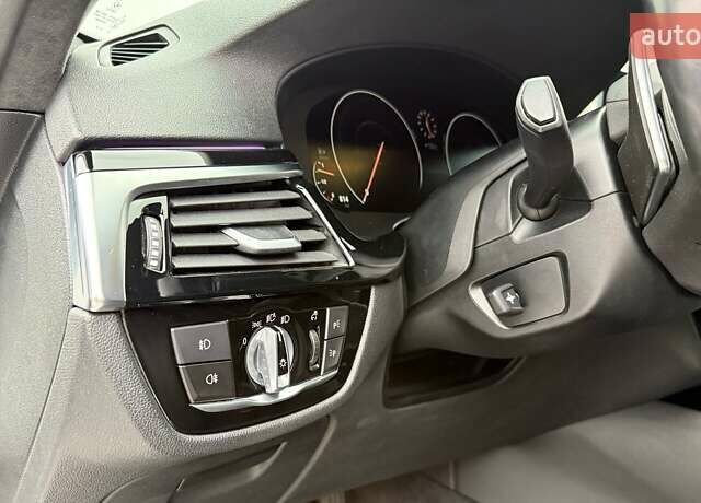 Белый БМВ 5 Серия, объемом двигателя 2 л и пробегом 229 тыс. км за 30000 $, фото 40 на Automoto.ua