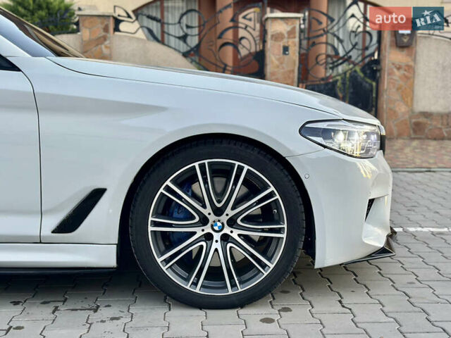 Белый БМВ 5 Серия, объемом двигателя 3 л и пробегом 204 тыс. км за 27500 $, фото 14 на Automoto.ua