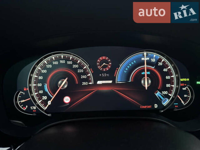 Белый БМВ 5 Серия, объемом двигателя 2 л и пробегом 86 тыс. км за 32000 $, фото 12 на Automoto.ua