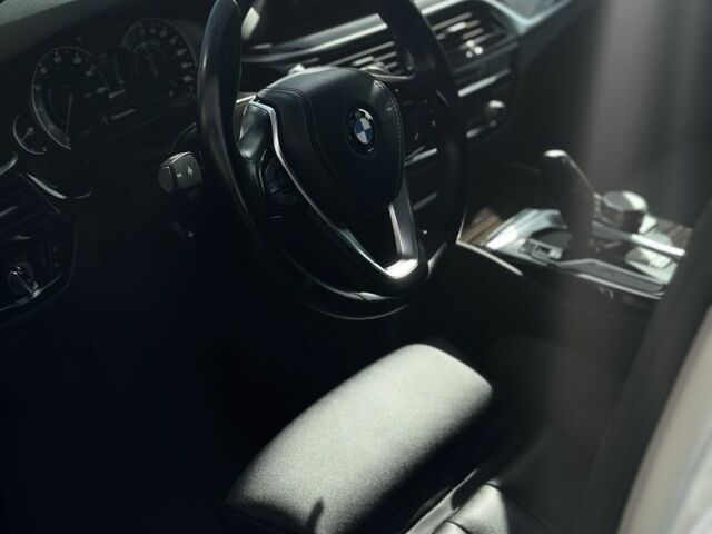 Белый БМВ 5 Серия, объемом двигателя 2 л и пробегом 90 тыс. км за 24000 $, фото 14 на Automoto.ua