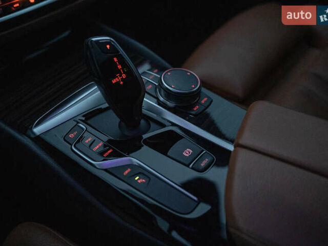 Белый БМВ 5 Серия, объемом двигателя 2 л и пробегом 105 тыс. км за 31900 $, фото 34 на Automoto.ua