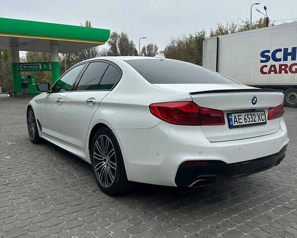 Белый БМВ 5 Серия, объемом двигателя 2 л и пробегом 85 тыс. км за 24500 $, фото 2 на Automoto.ua