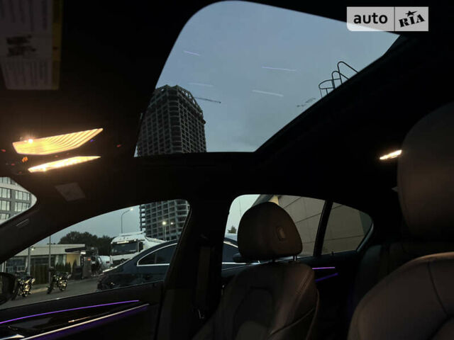 Белый БМВ 5 Серия, объемом двигателя 2 л и пробегом 86 тыс. км за 32000 $, фото 35 на Automoto.ua